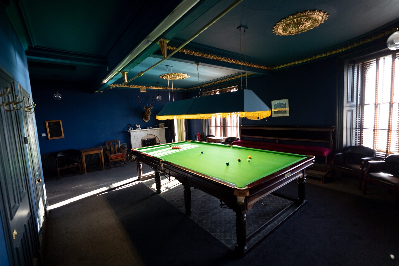 Experience Newport Club